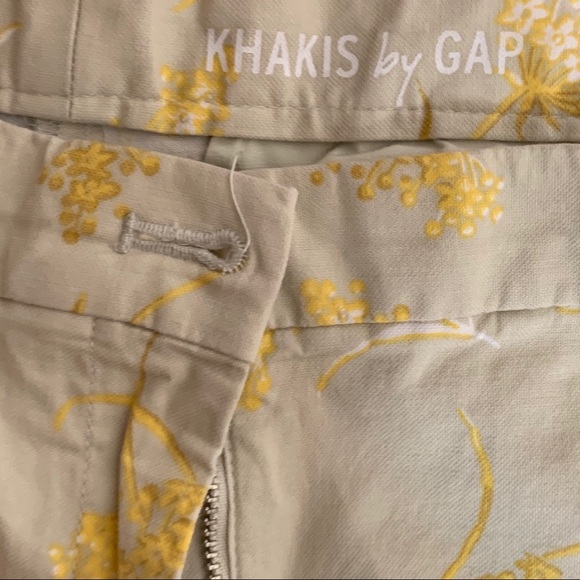Gap Khakis Shorts Women 0 Yellow Floral Print 3" Shorts Stretch Chino Casual - Picture 10 of 12